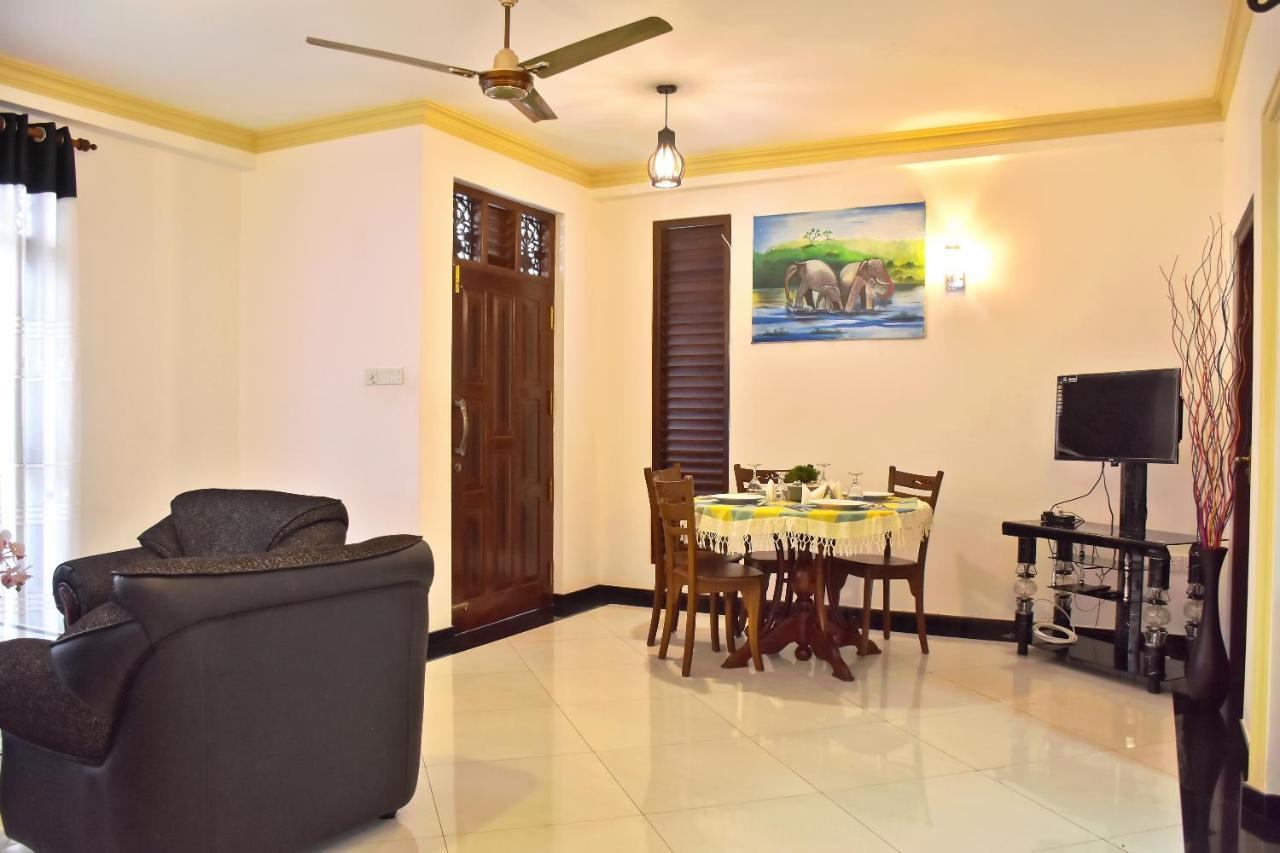 Villa De White Sambur Hikkaduwa Exterior foto